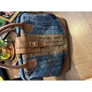 Stylish mo&co Quilted Handbag with Leather Accents